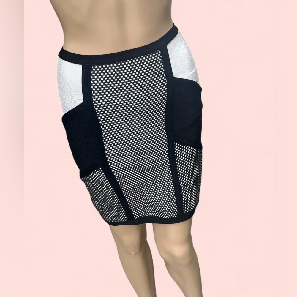 Bebe Pencil Women’s Skirt Black And White Size Small - Picture 10 of 11
